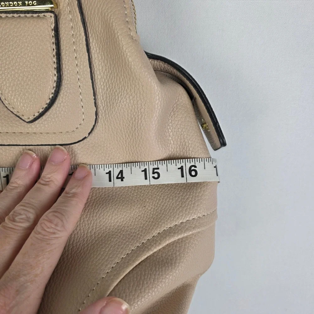 London Fog Beige‎ Pebbled Faux Leather Satchel Handbag Gold Hardware Nude Tote